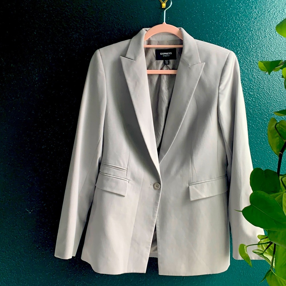 Women’s Suit coat!